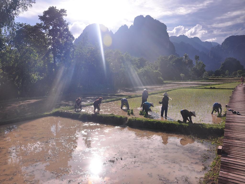 Viengtara Vangvieng Resort Ванг-В'єнг Екстер'єр фото