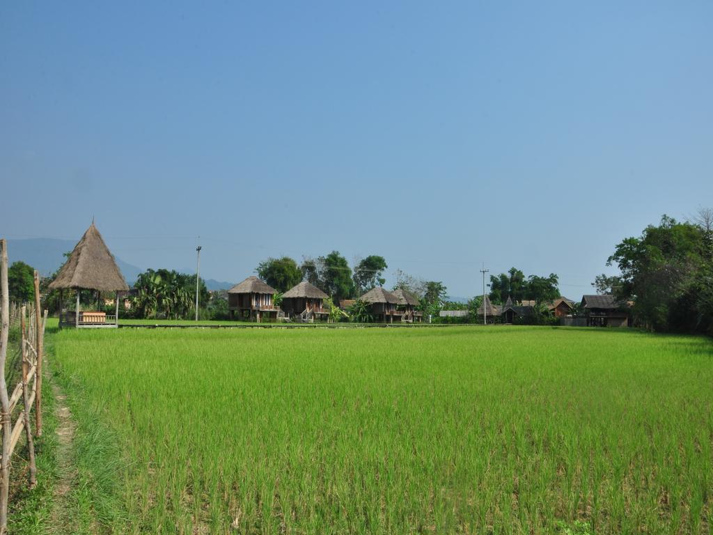 Viengtara Vangvieng Resort Ванг-В'єнг Екстер'єр фото