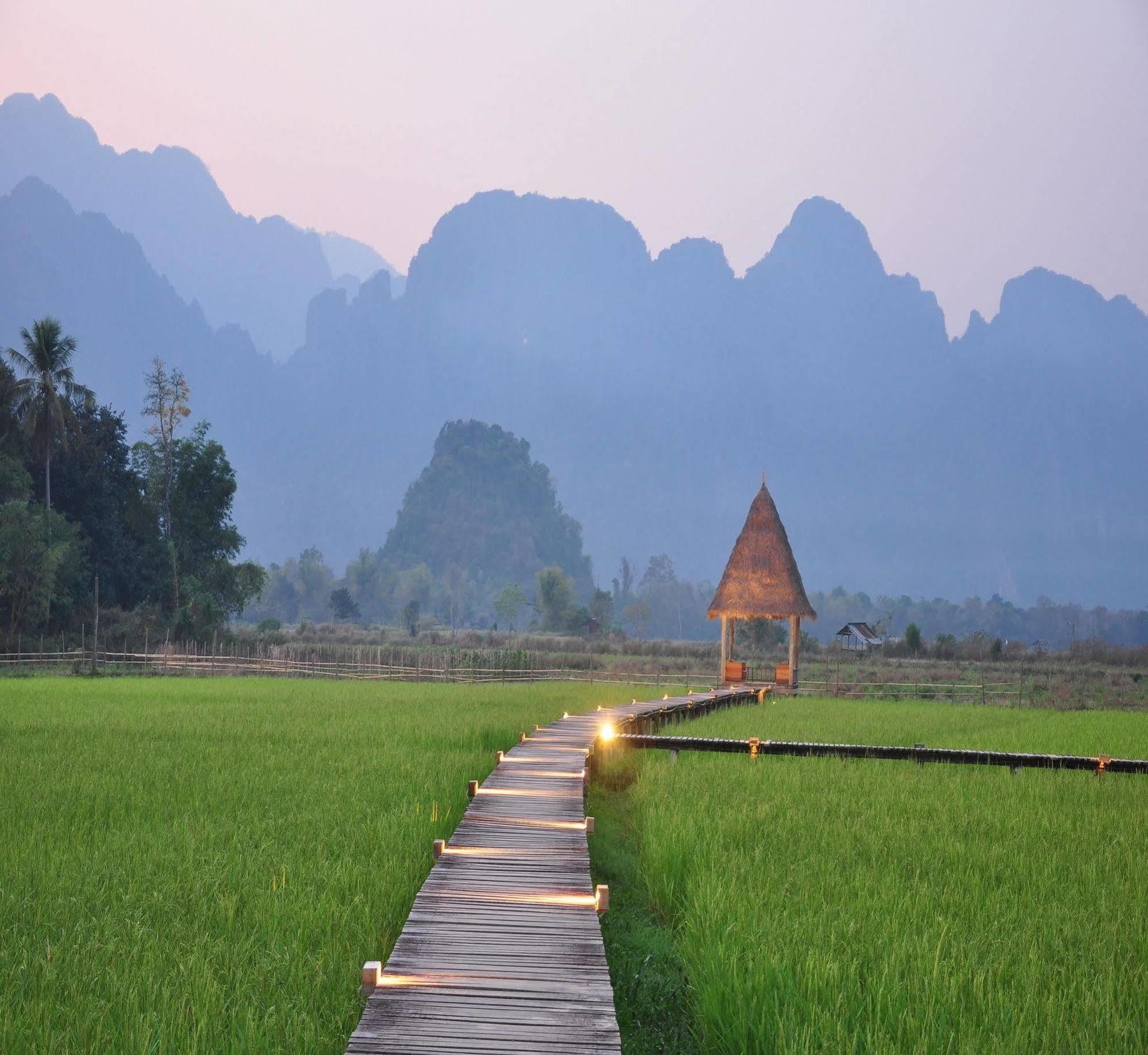Viengtara Vangvieng Resort Ванг-В'єнг Екстер'єр фото